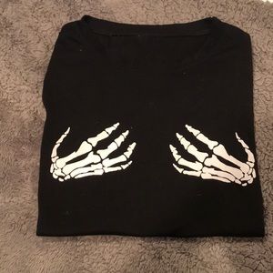 Skeleton tshirt